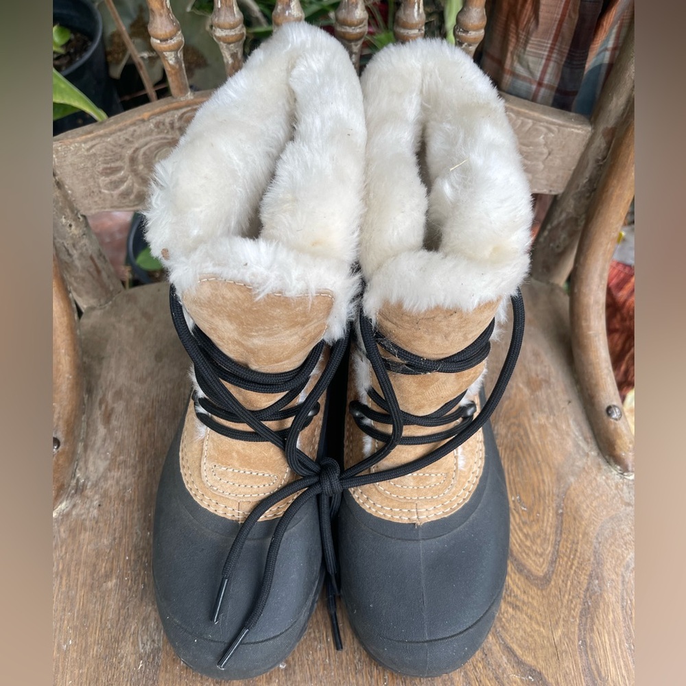 Sorel womens snow Angel boots-root beer size 7